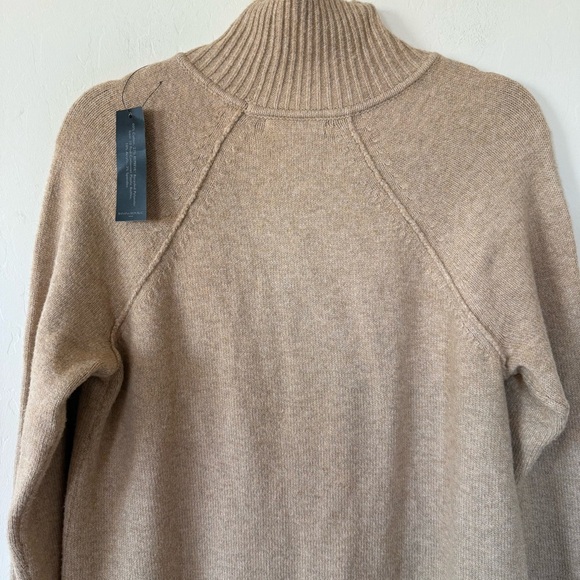 Banana Republic x Repreve NWT Oatmeal Tan Mock Neck Tunic Sweater Dress Medium - Picture 4 of 8
